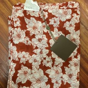 Acacia Kuau Pareo in Rust Magnolia